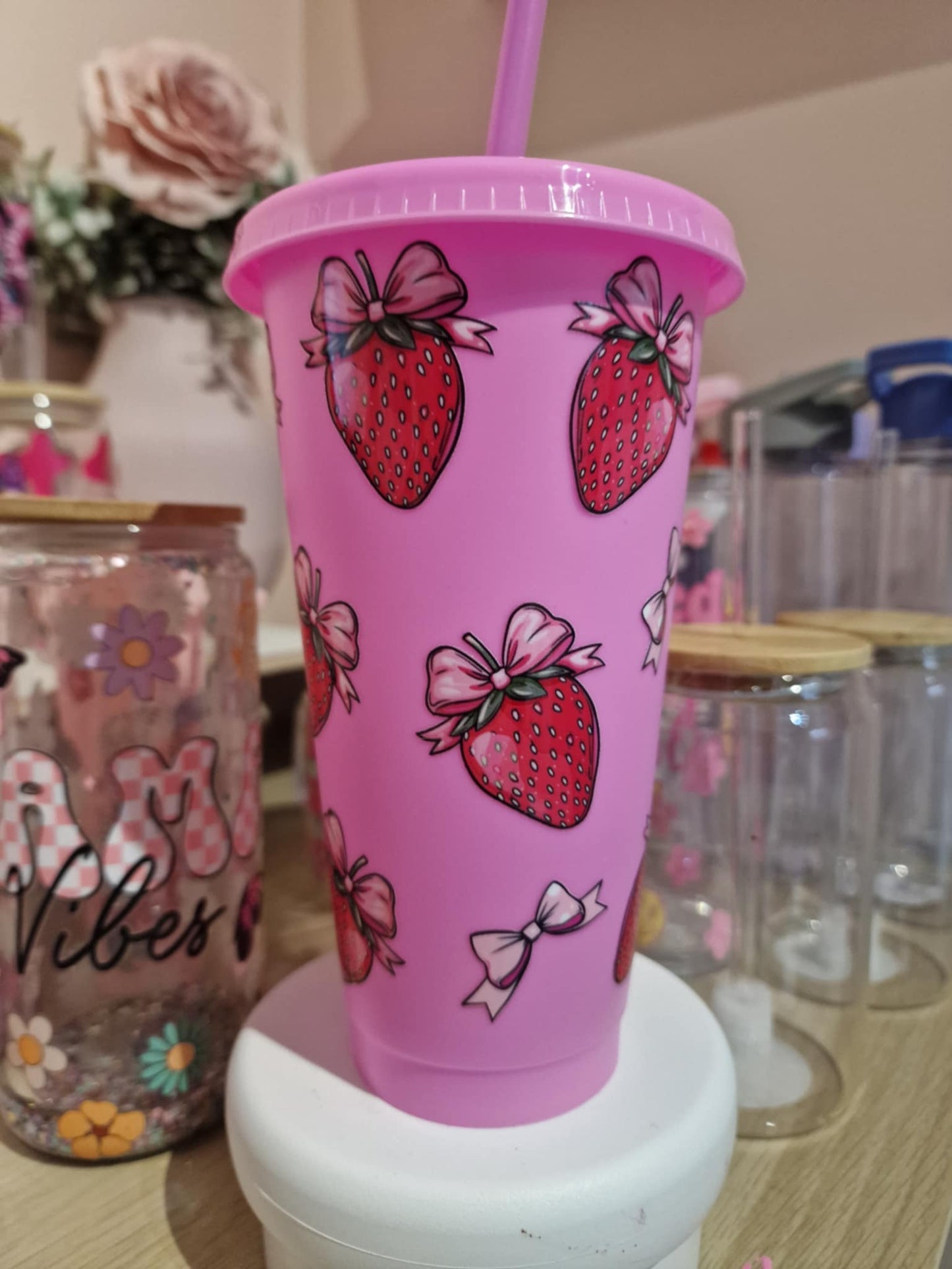 Strawberry and Bows - 24oz Cold Cup